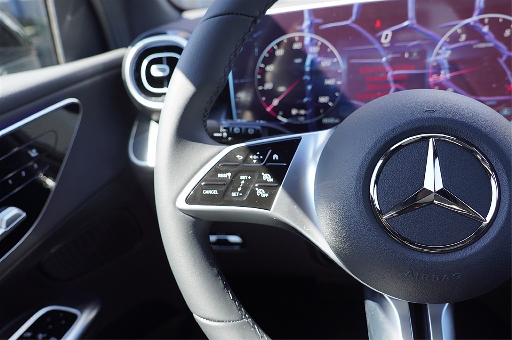 2026 Mercedes Benz GLC 300 photo 20