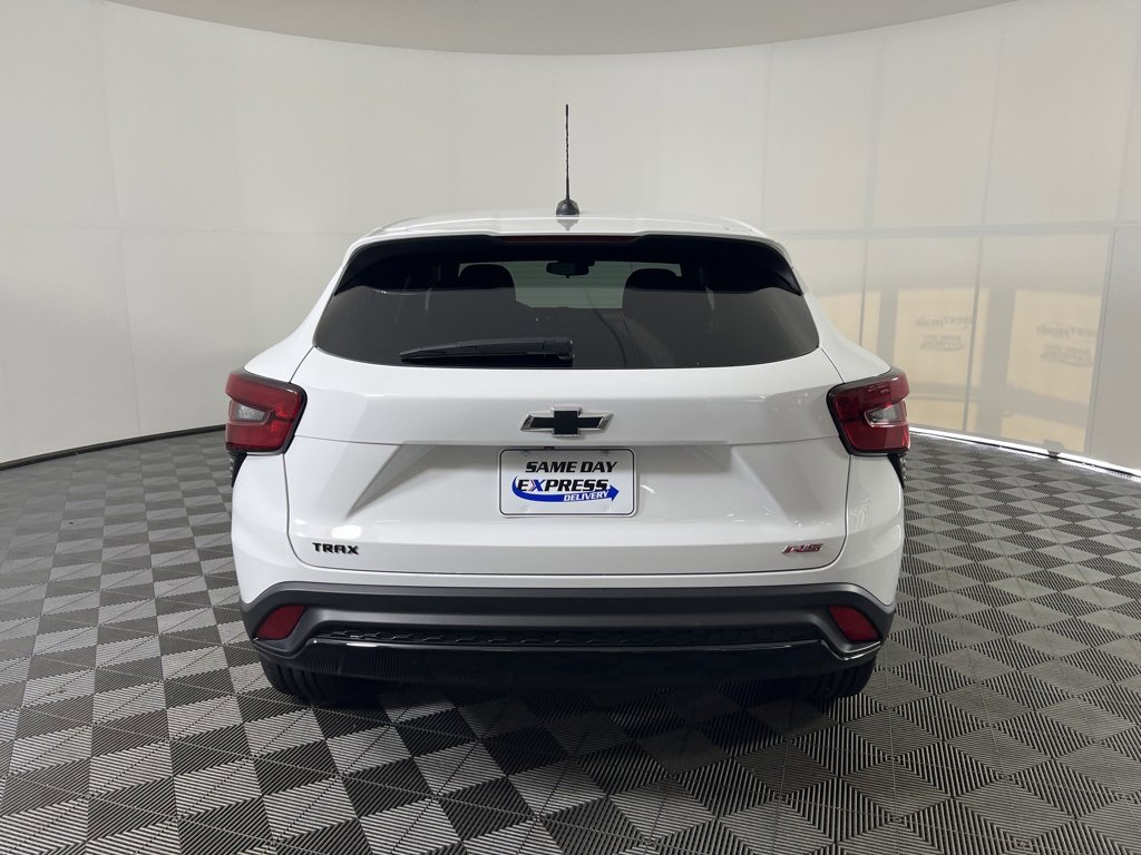 2024 Chevrolet Trax photo 21