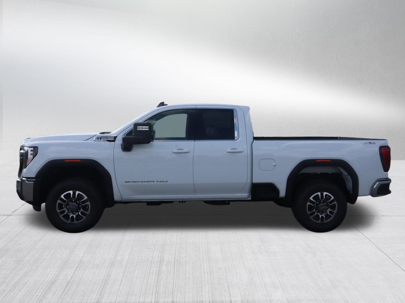 2025 Gmc Sierra 2500 HD SLE photo 4
