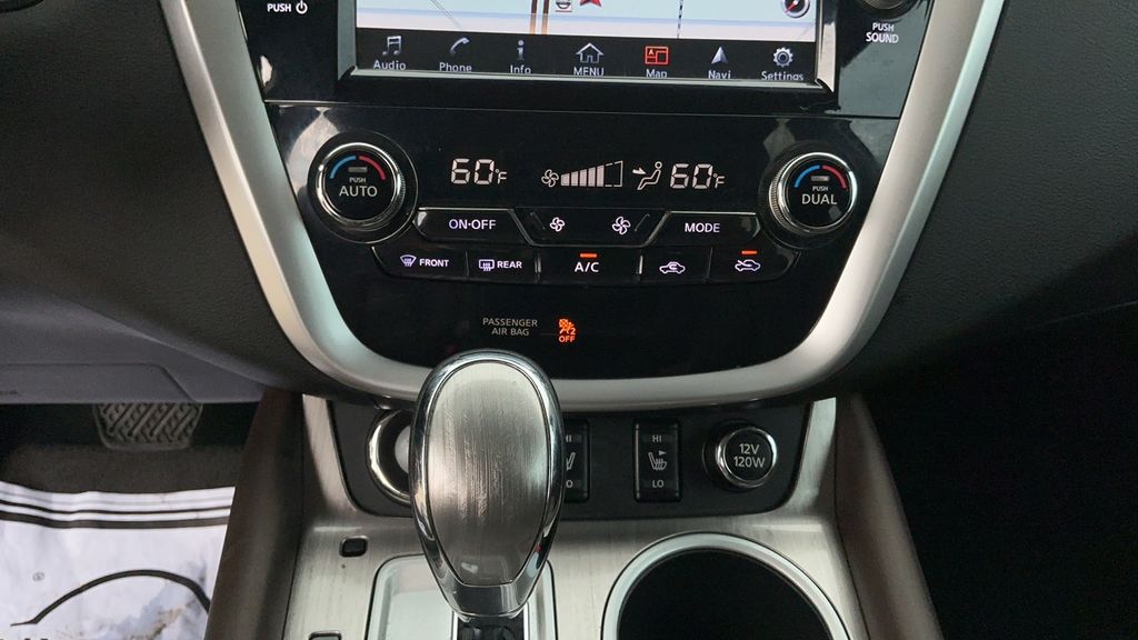 2017 Nissan Murano SL photo 16