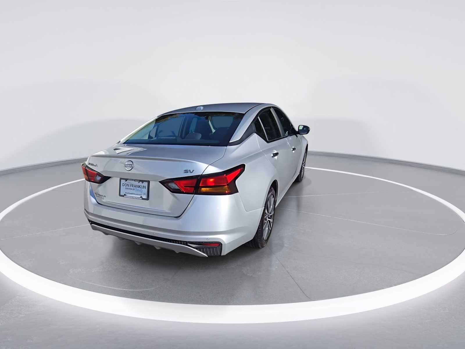 2024 Nissan Altima 2.5 SV photo 7