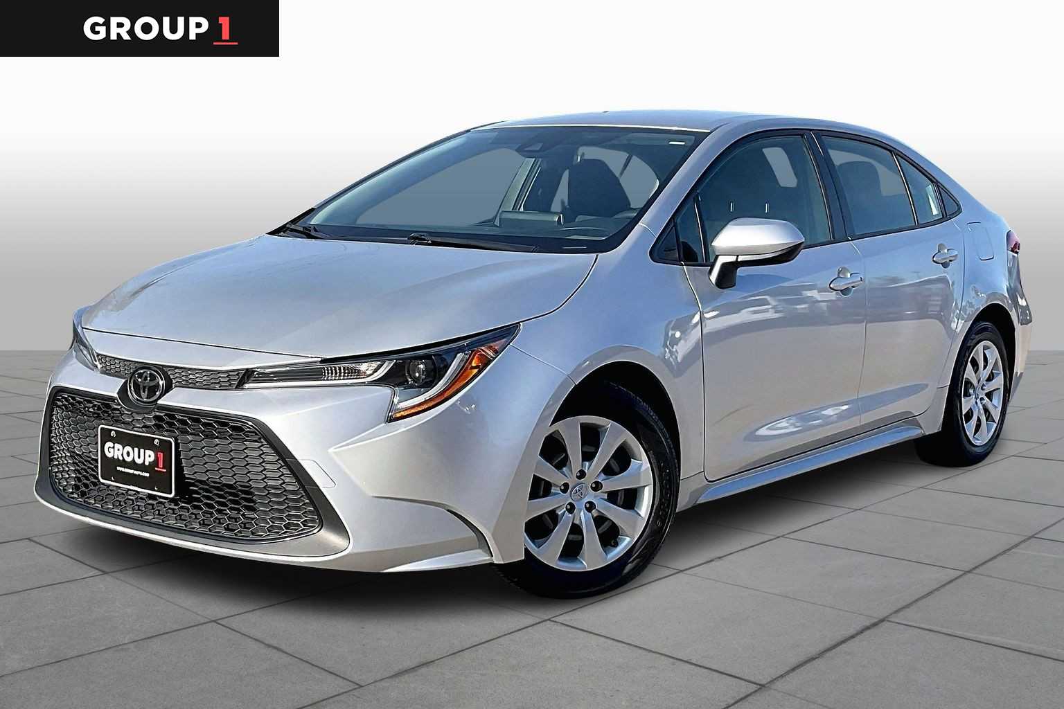 2021 Toyota Corolla LE's photo