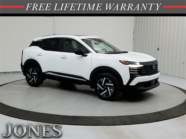 2026 Nissan KICKS SV's photo