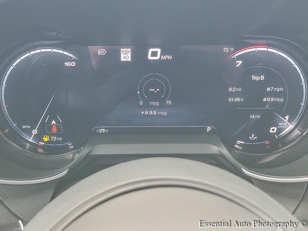 2025 Alfa Romeo Giulia Base photo 12