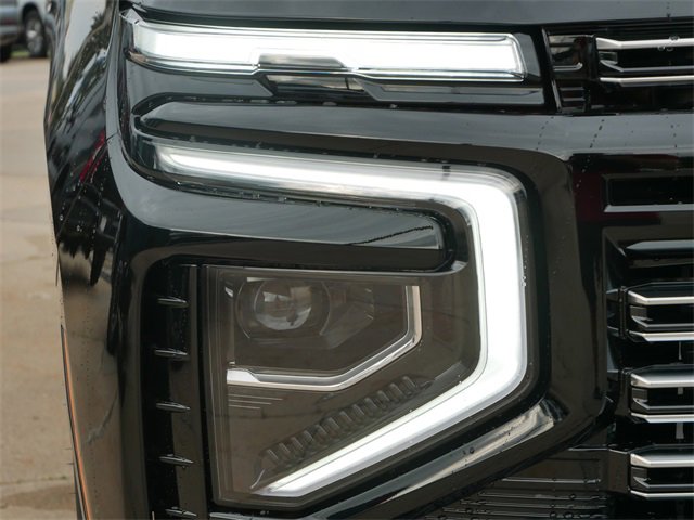 2026 Chevrolet Suburban High Country photo 10