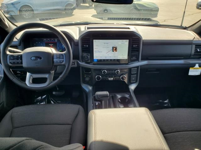 2025 Ford F-150 XLT photo 9
