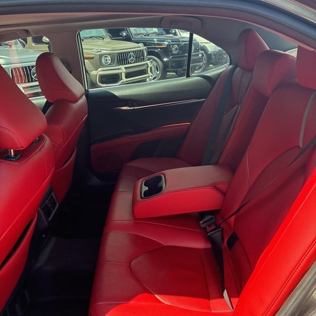 2018 Toyota Camry XSE V6 photo 7
