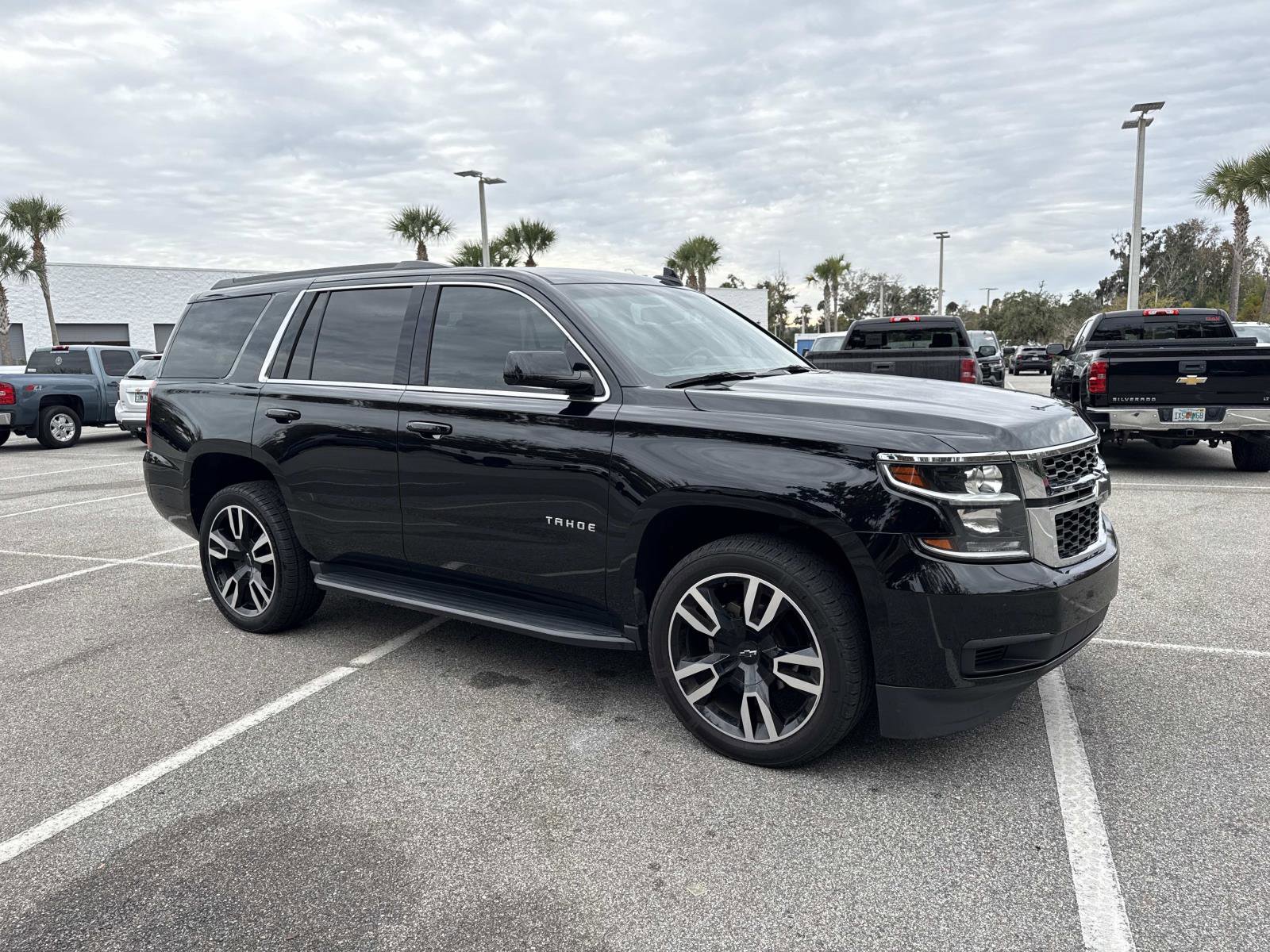 2017 Chevrolet Tahoe LS's photo