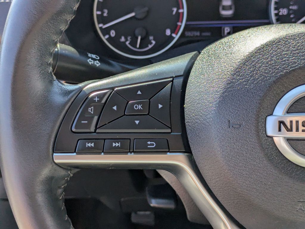 2023 Nissan Sentra SV photo 16