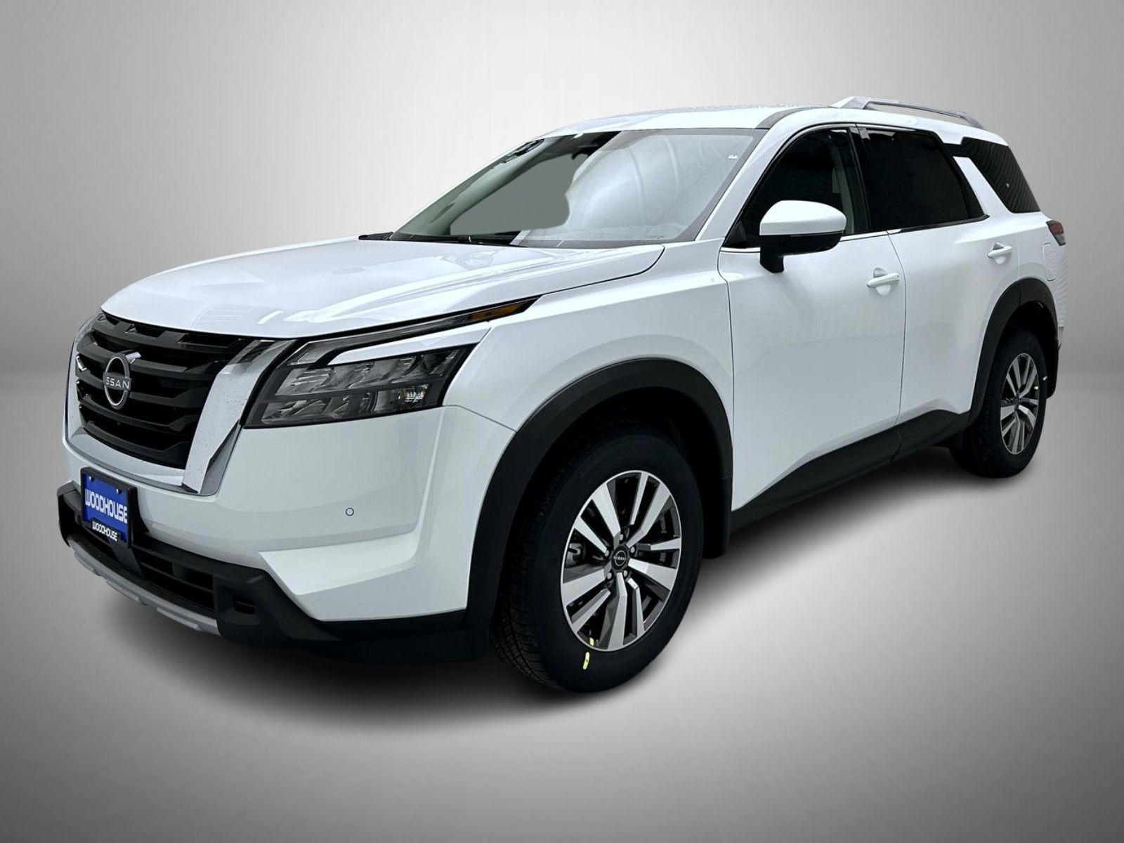 2025 Nissan Pathfinder SL's photo