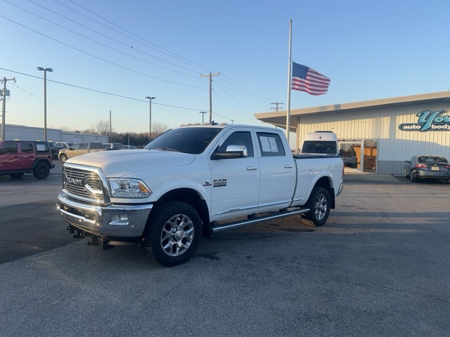 2016 Ram 3500 Longhorn photo 2