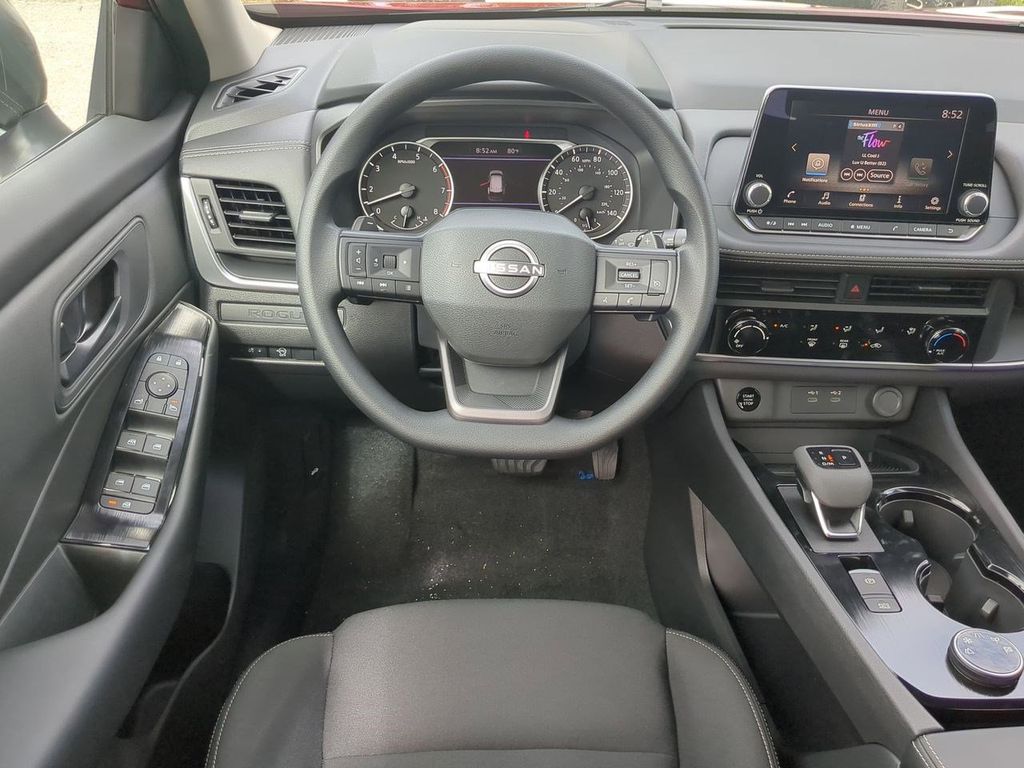 2026 Nissan Rogue S photo 14
