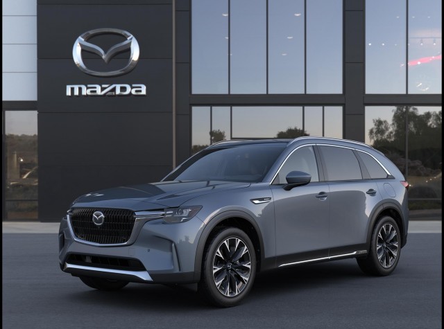 Mazda CX-90 Plug-in Hybrid | Walser Burnsville Mazda