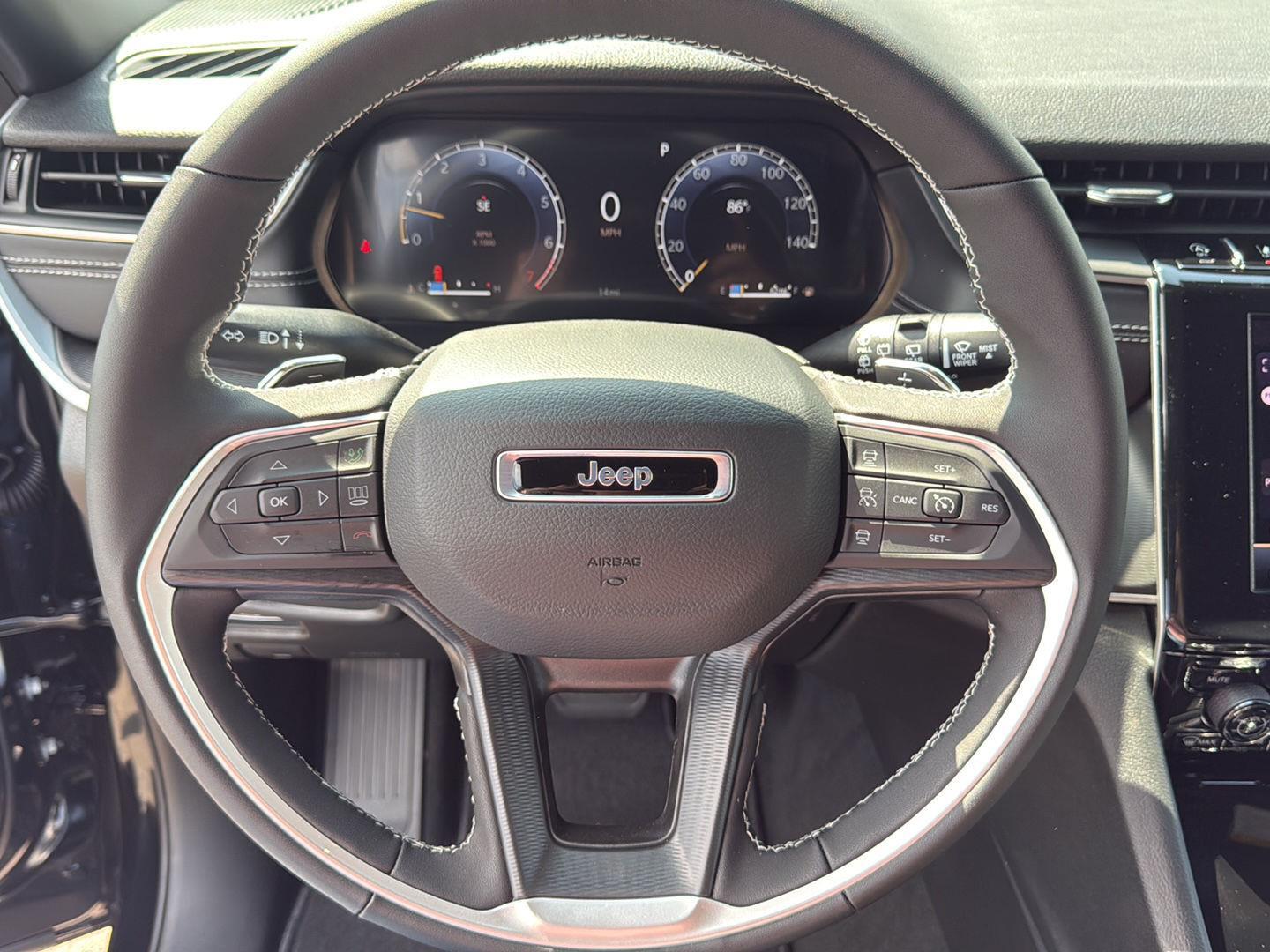 2025 Jeep Grand Cherokee Altitude X photo 19