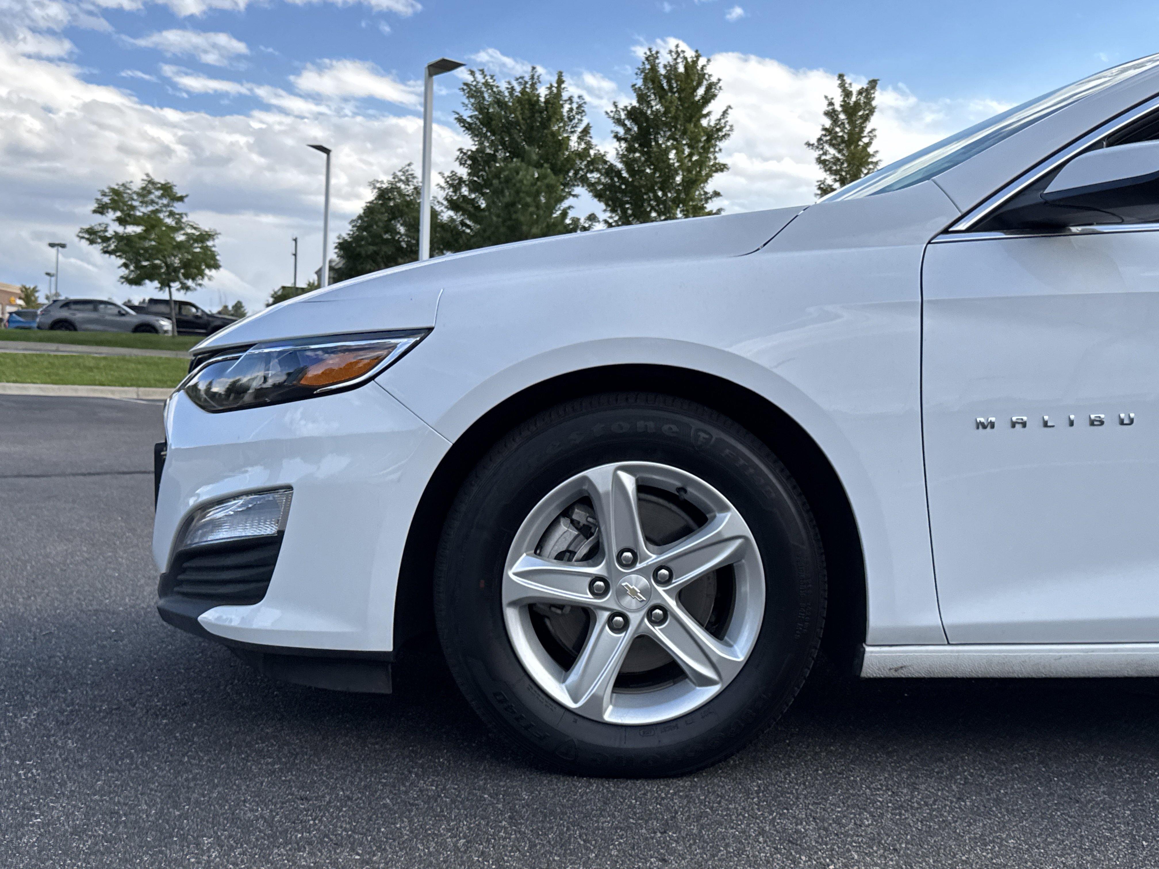 2024 Chevrolet Malibu LS photo 3