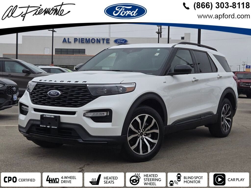 2023 Ford Explorer ST-LINE's photo