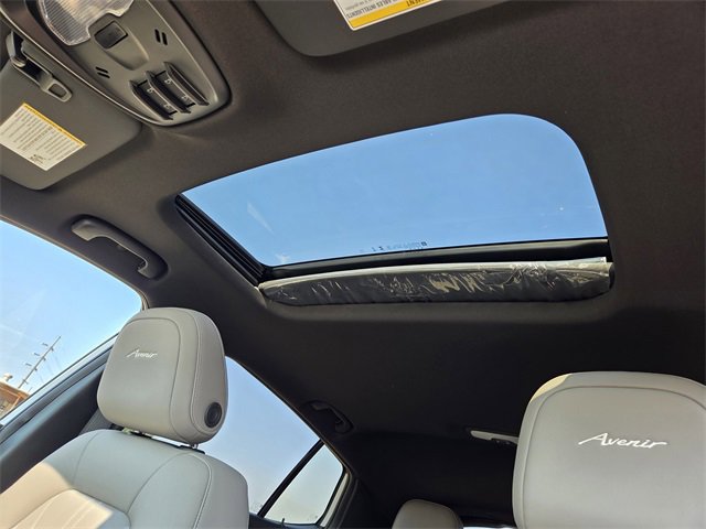 2025 Buick Envista Avenir photo 15