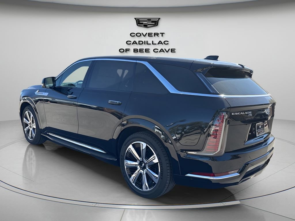 2025 Cadillac Escalade IQ Luxury photo 4