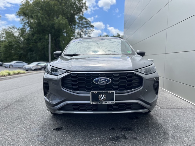 2023 Ford Escape ST-Line photo 25