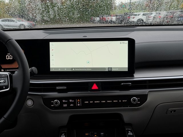 2025 Kia Sorento Plug-In Hybrid EX photo 18