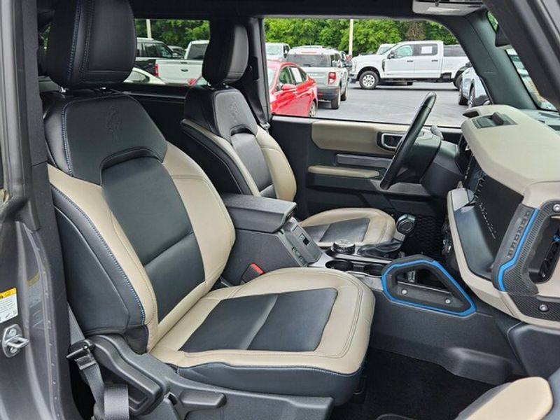 2023 Ford Bronco Wildtrak photo 12