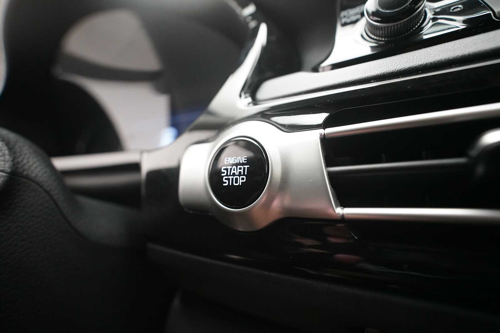 2021 Kia Seltos SX photo 23