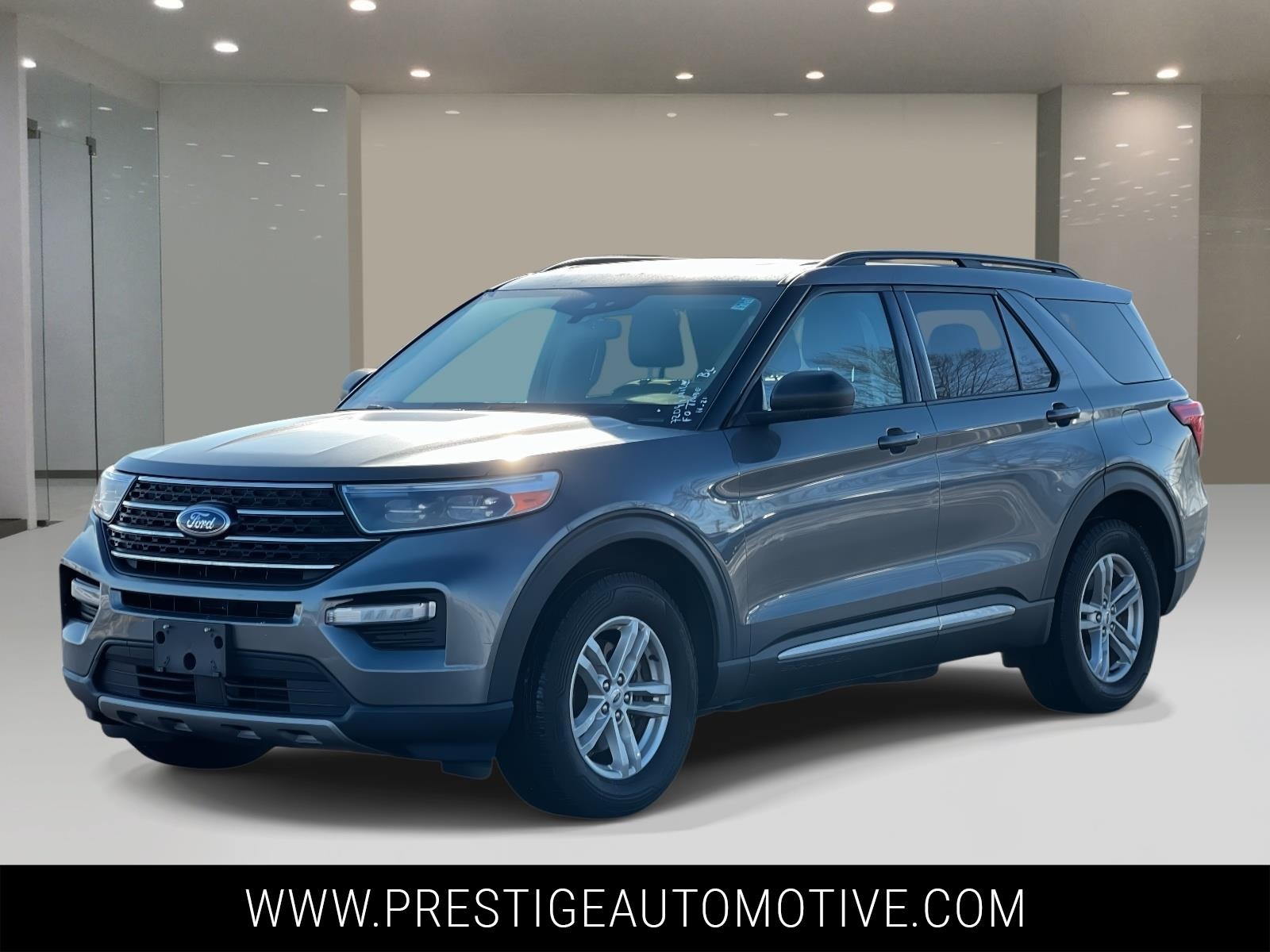 2021 Ford Explorer XLT's photo
