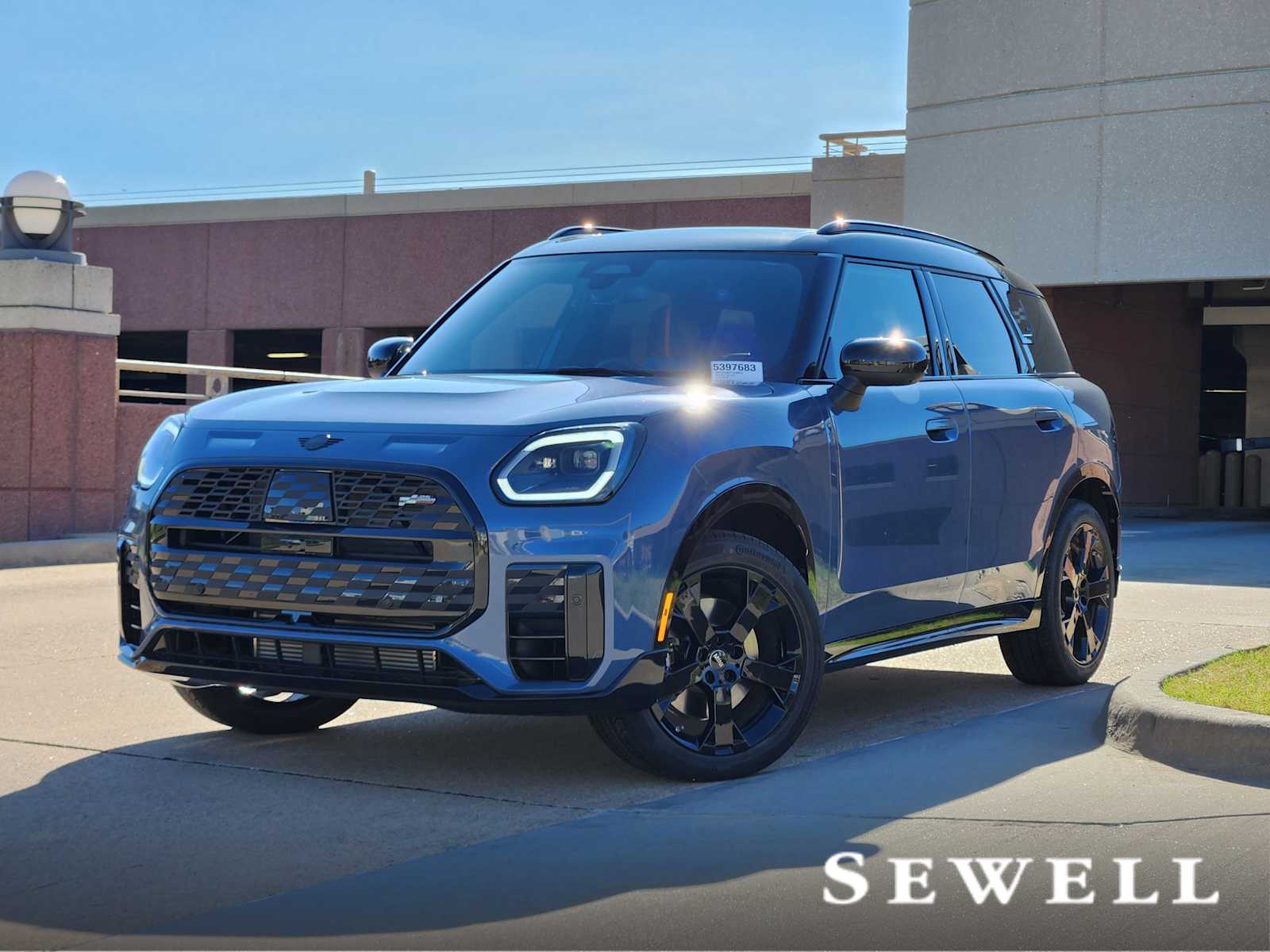 2026 MINI Countryman S's photo