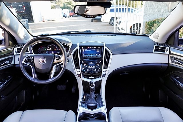 Used 2015 White Cadillac Premium image 19
