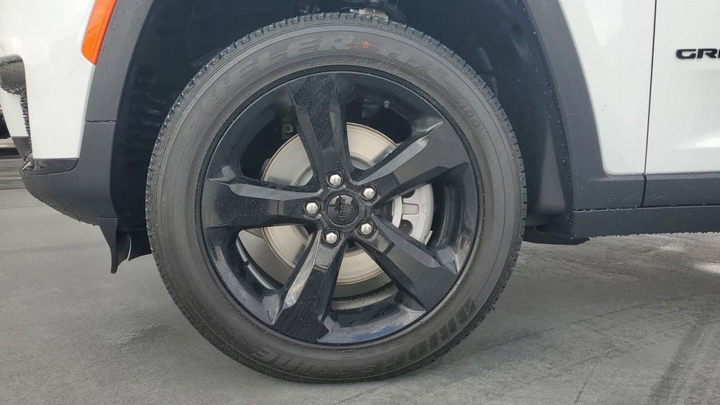 2025 Jeep Grand Cherokee Altitude X photo 4