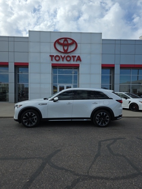 2024 Mazda CX-90 Premium Plus photo 2