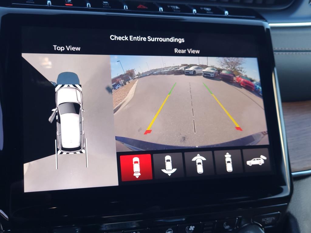 2024 Jeep Cherokee Summit photo 11