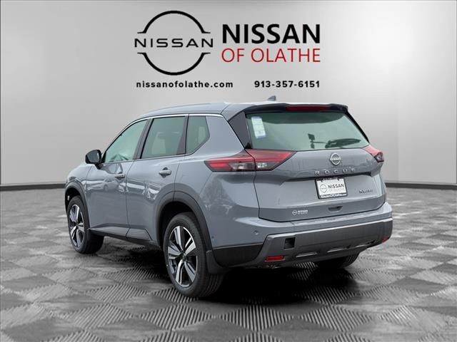 2025 Nissan Rogue SL photo 2