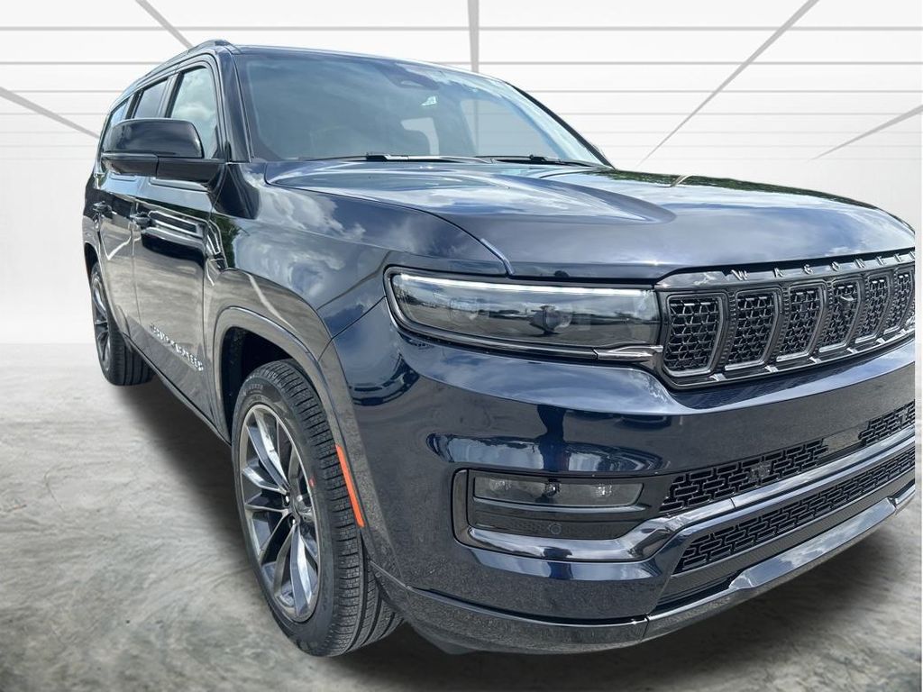 2024 Jeep Grand Wagoneer II photo 2