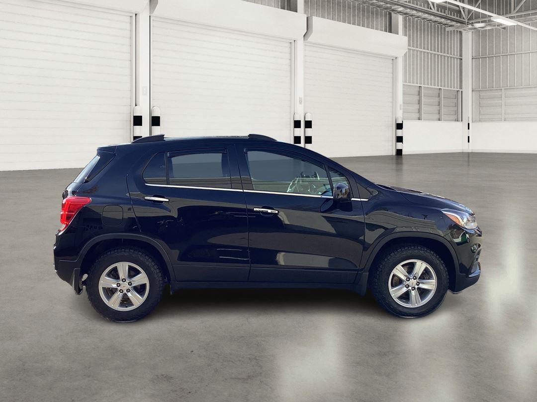 2020 Chevrolet Trax LT photo 4