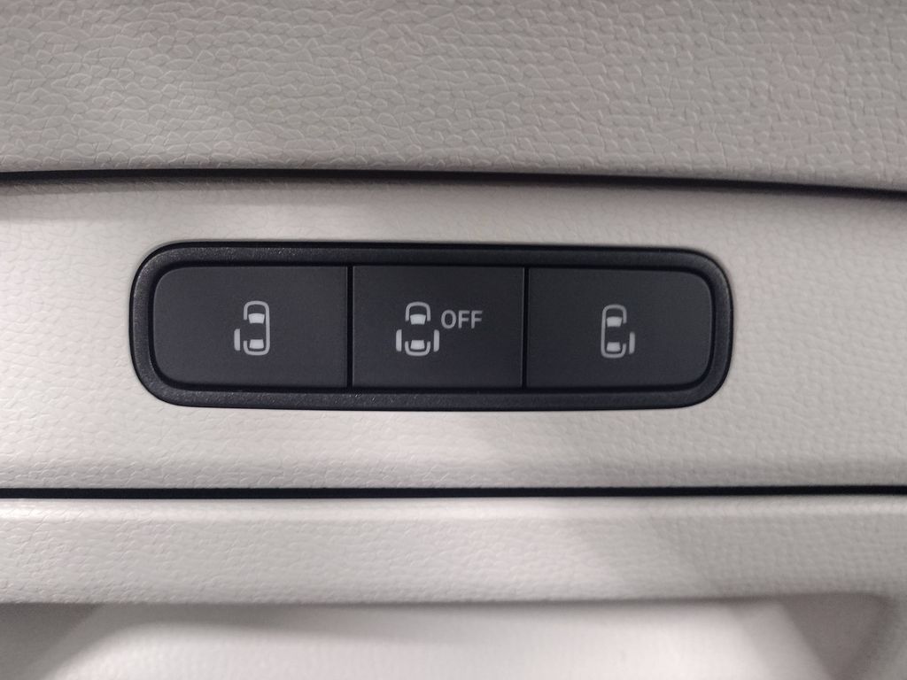 2025 Volkswagen ID. Buzz photo 29