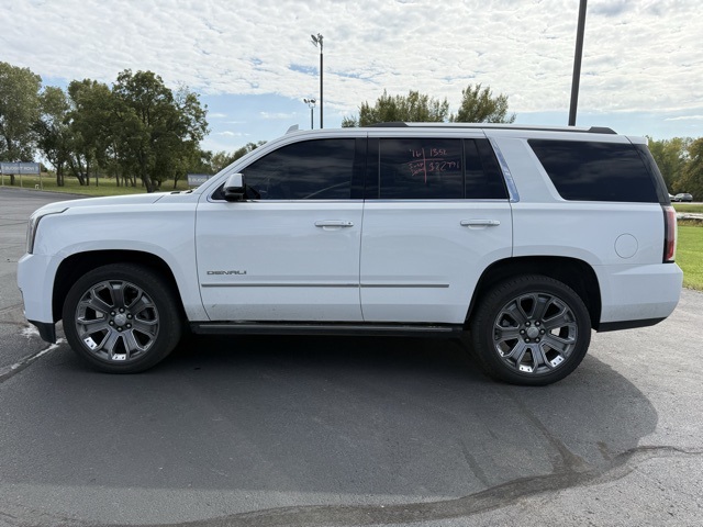 2016 Gmc Yukon Denali photo 2
