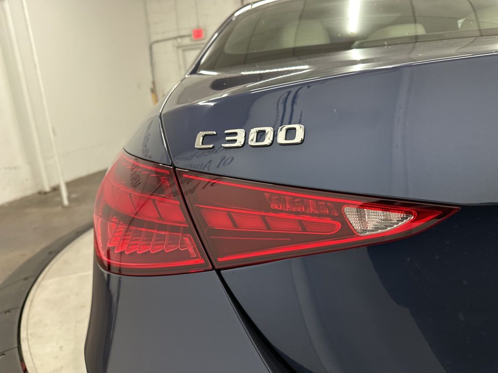 2025 Mercedes Benz C 300 photo 9