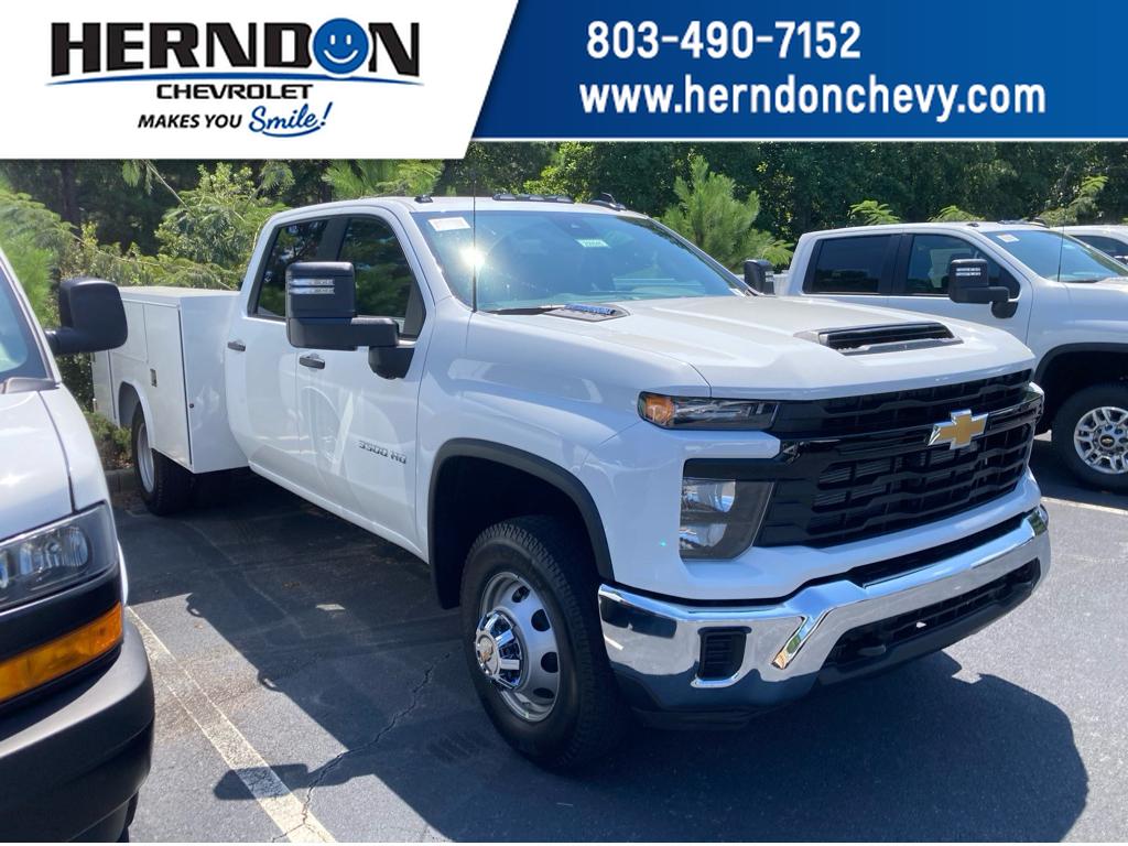2025 Chevrolet Silverado 3500HD Work Truck's photo