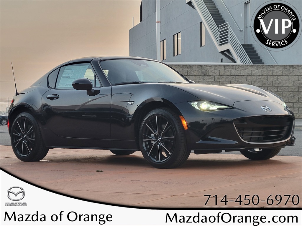 2025 Mazda MX-5 Miata RF Grand Touring's photo