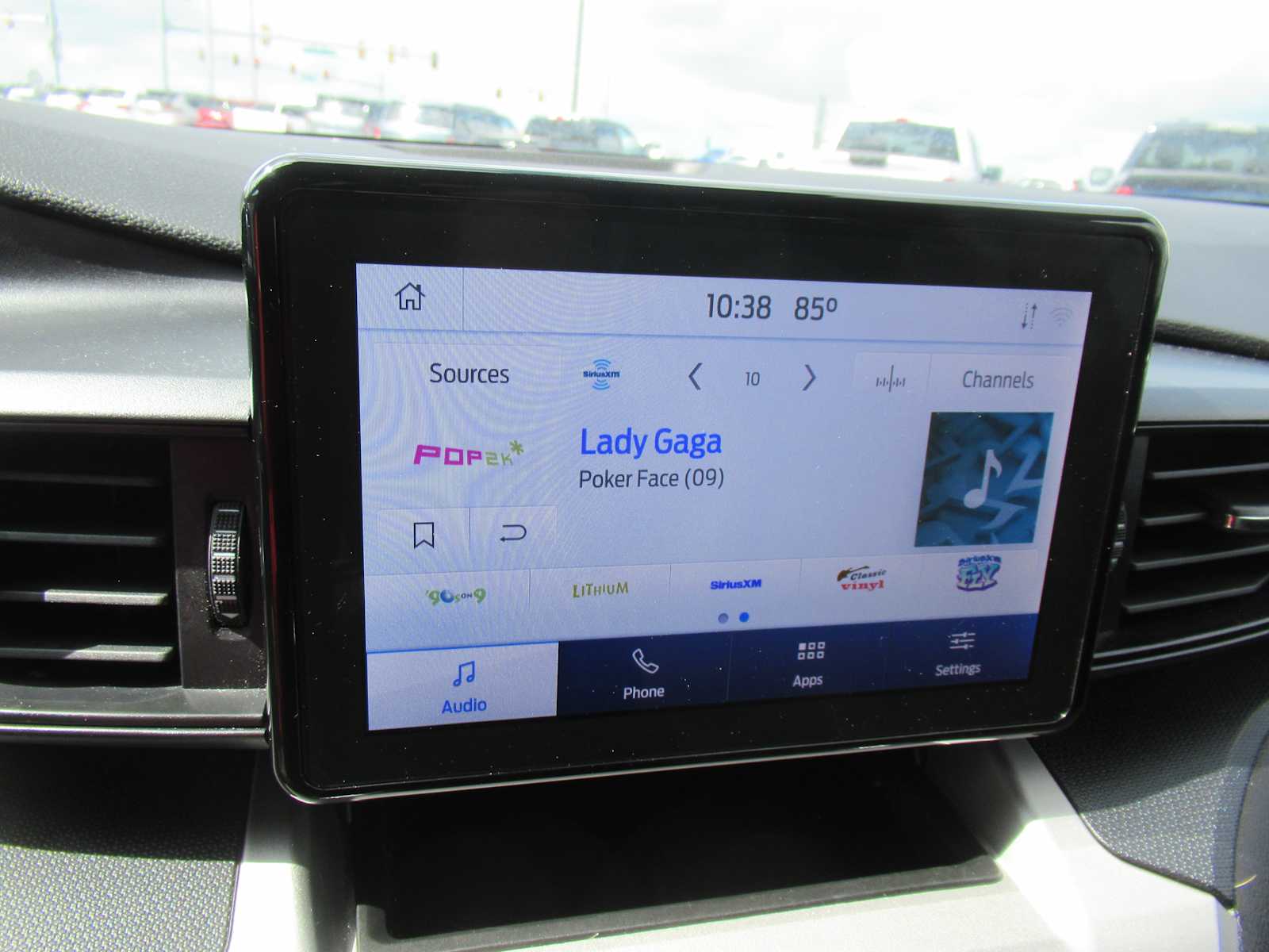 2021 Ford Explorer Base photo 23