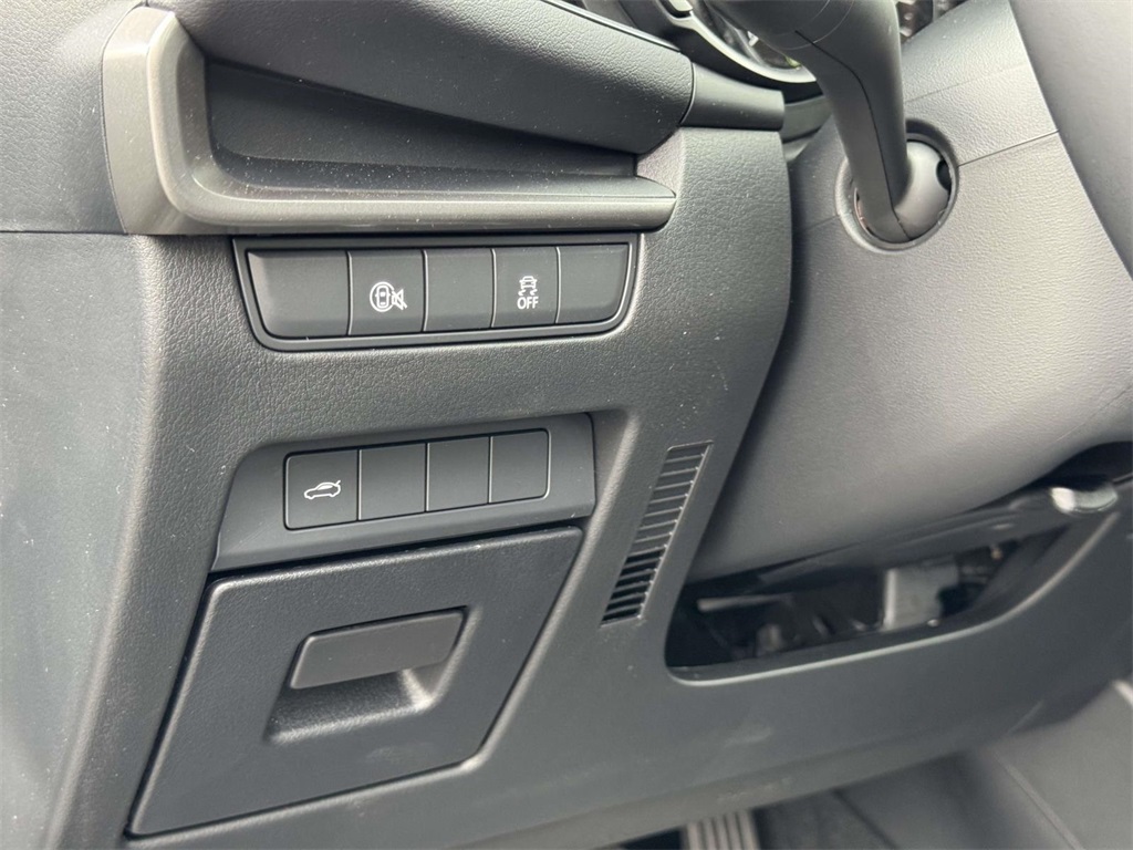 2025 Mazda Mazda3 2.5 Select Sport Base photo 27
