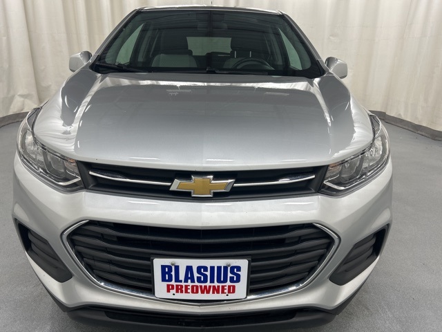 2022 Chevrolet Trax LS photo 6