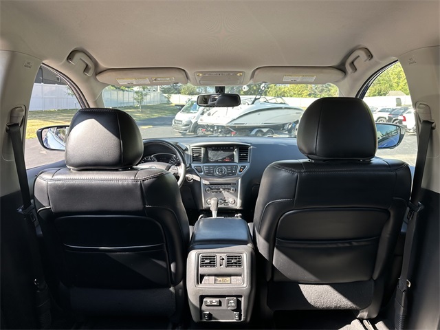 2020 Nissan Pathfinder SL photo 10