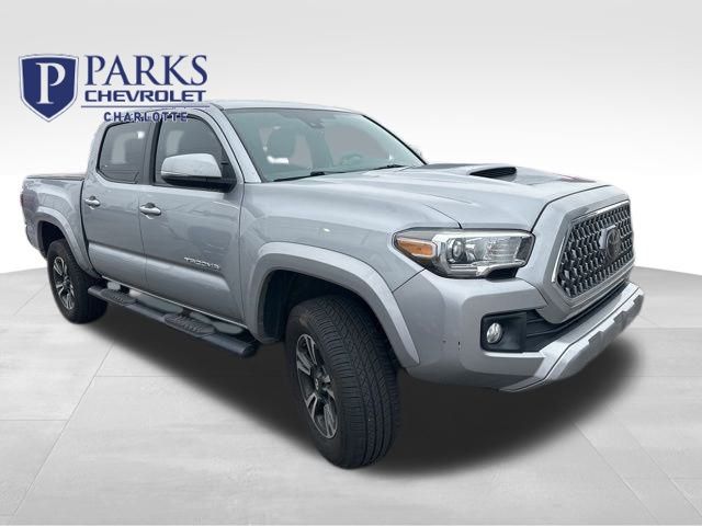 2019 Toyota Tacoma TRD Sport's photo