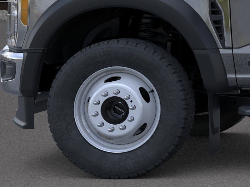 2026 Ford F-550 XLT photo 16