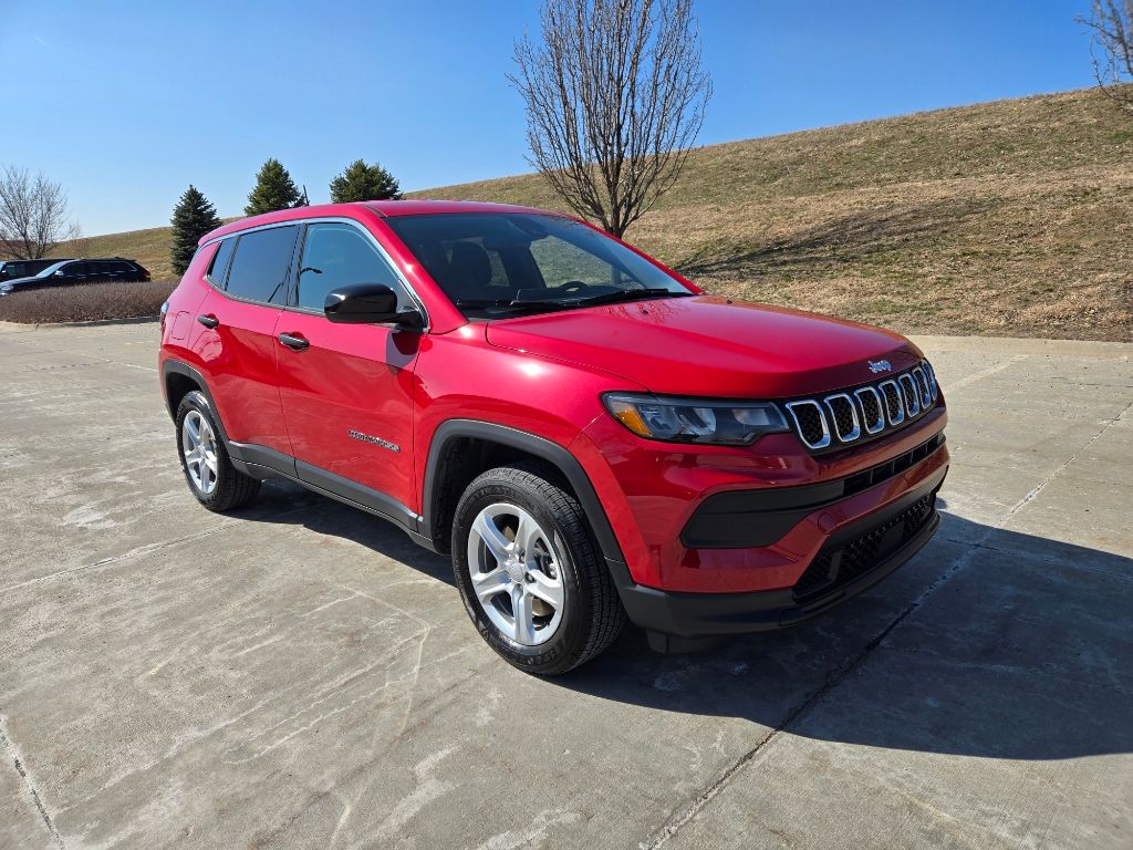 2023 Jeep Compass Sport's photo