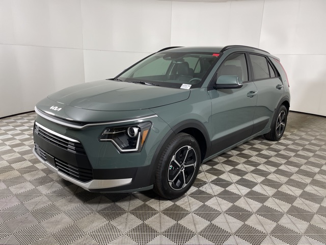 2025 Kia Niro EX photo 3