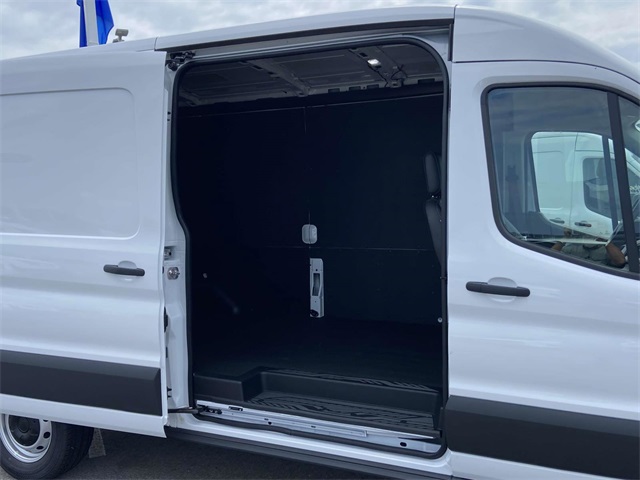 2025 Ford Transit Cargo Van photo 6