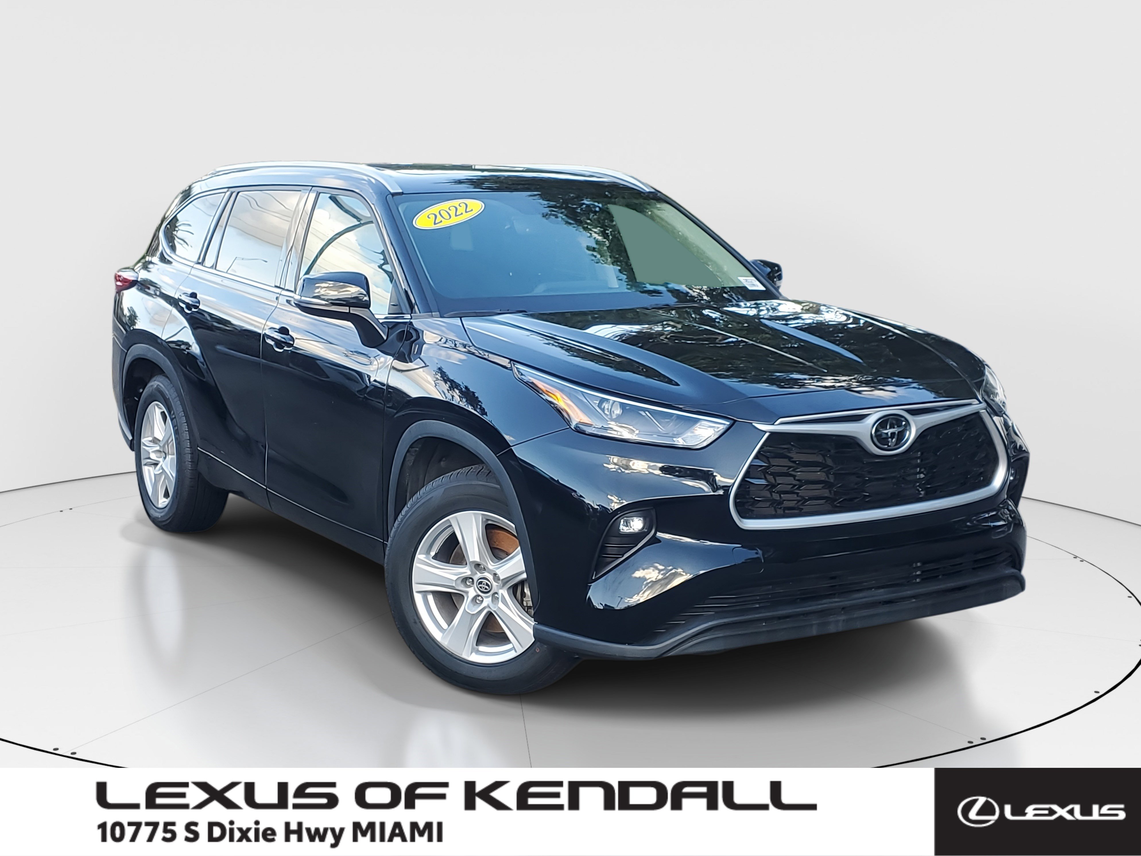 2022 Toyota Highlander XLE's photo